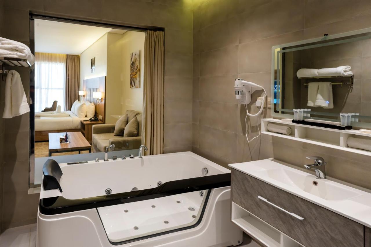 W Suites Hotel Abha Exteriör bild
