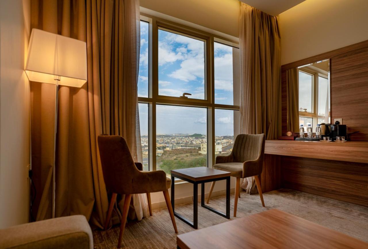 W Suites Hotel Abha Exteriör bild